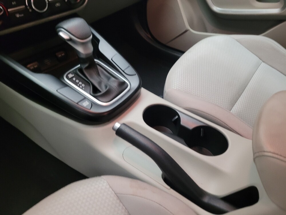 2023 Kia Soul in Bakersfield, CA 93309 - 18120326 26