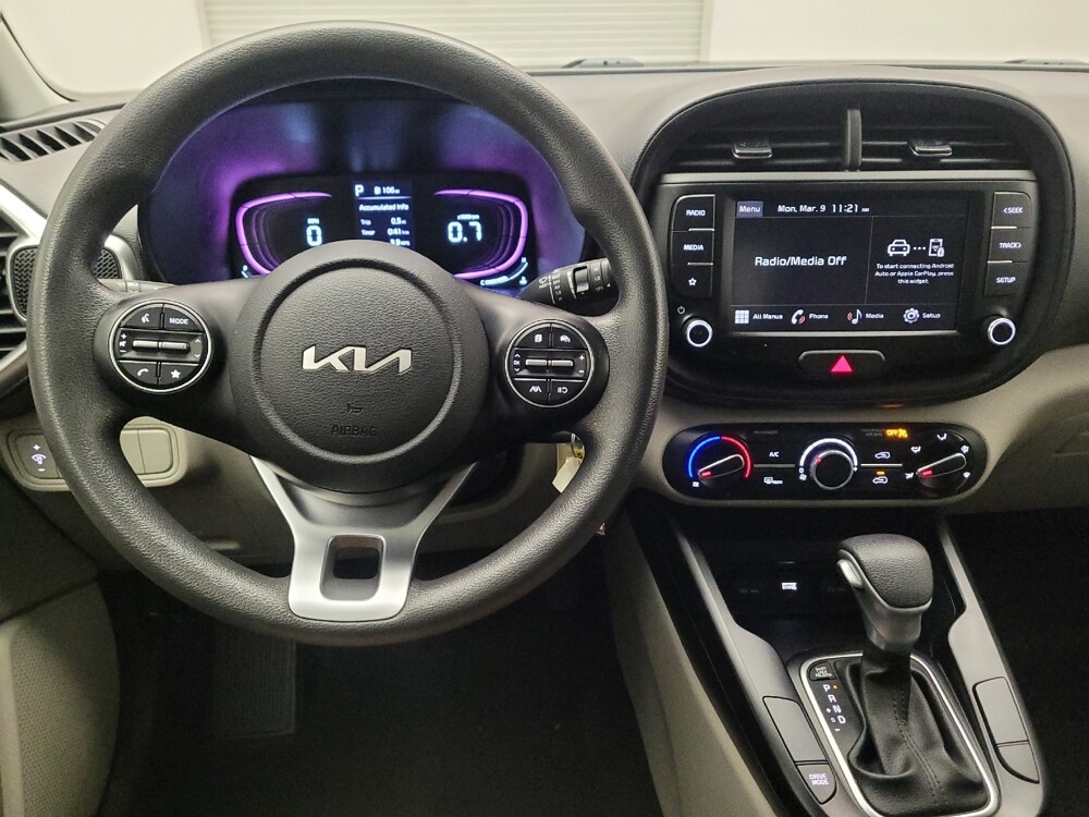 2023 Kia Soul in Bakersfield, CA 93309 - 18120326 22