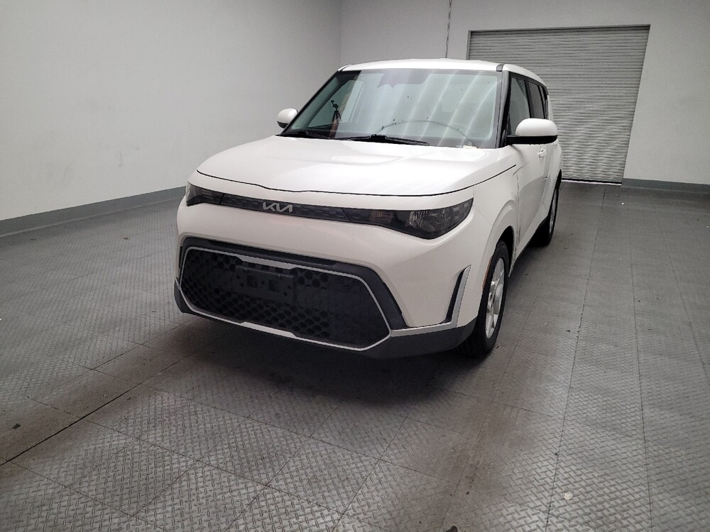 2023 Kia Soul in Bakersfield, CA 93309 - 18120326 15