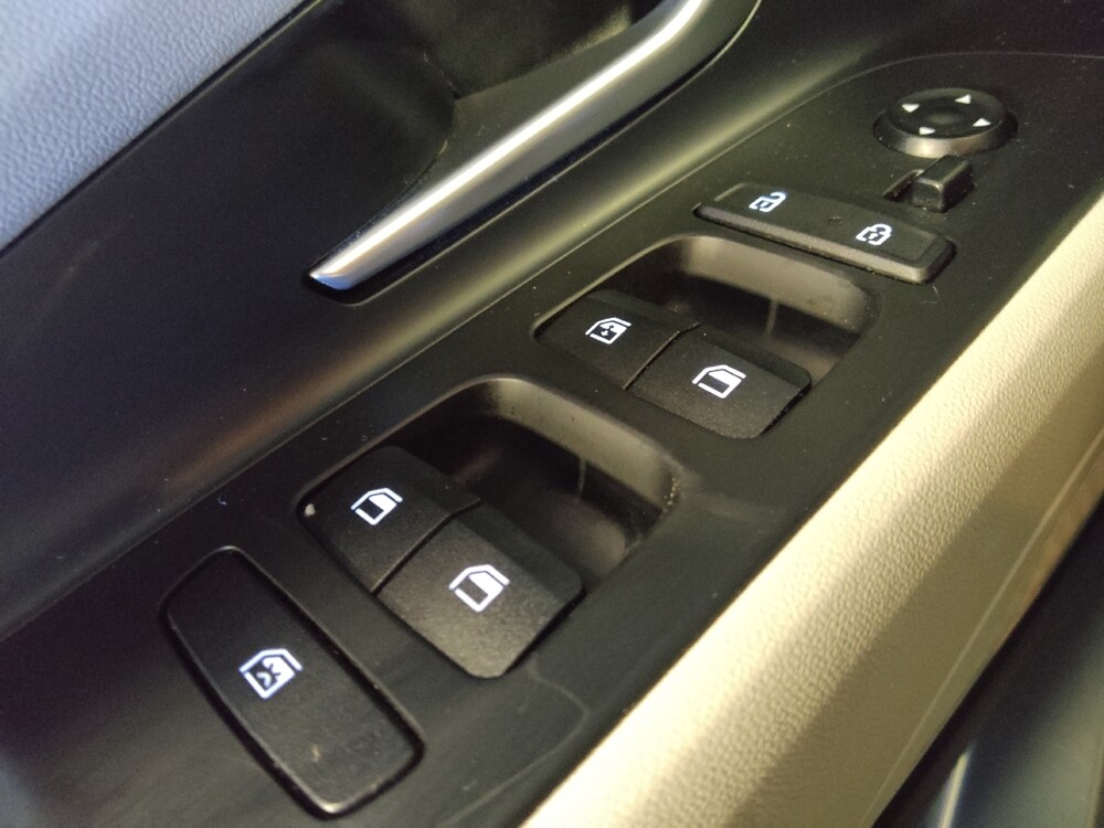 2021 Hyundai Elantra in Mesa, AZ 85210 - 18120328 27