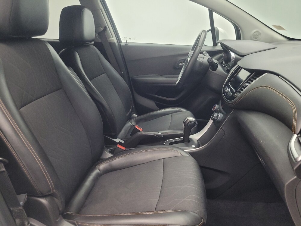 2020 Chevrolet Trax in Ft Wayne, IN 46805 - 18120329 21