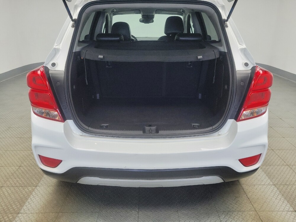 2020 Chevrolet Trax in Ft Wayne, IN 46805 - 18120329 29