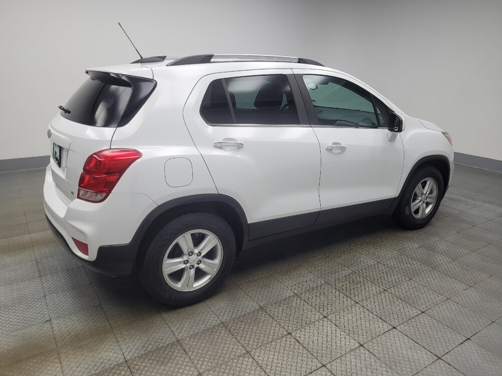 2020 Chevrolet Trax in Ft Wayne, IN 46805 - 18120329 10
