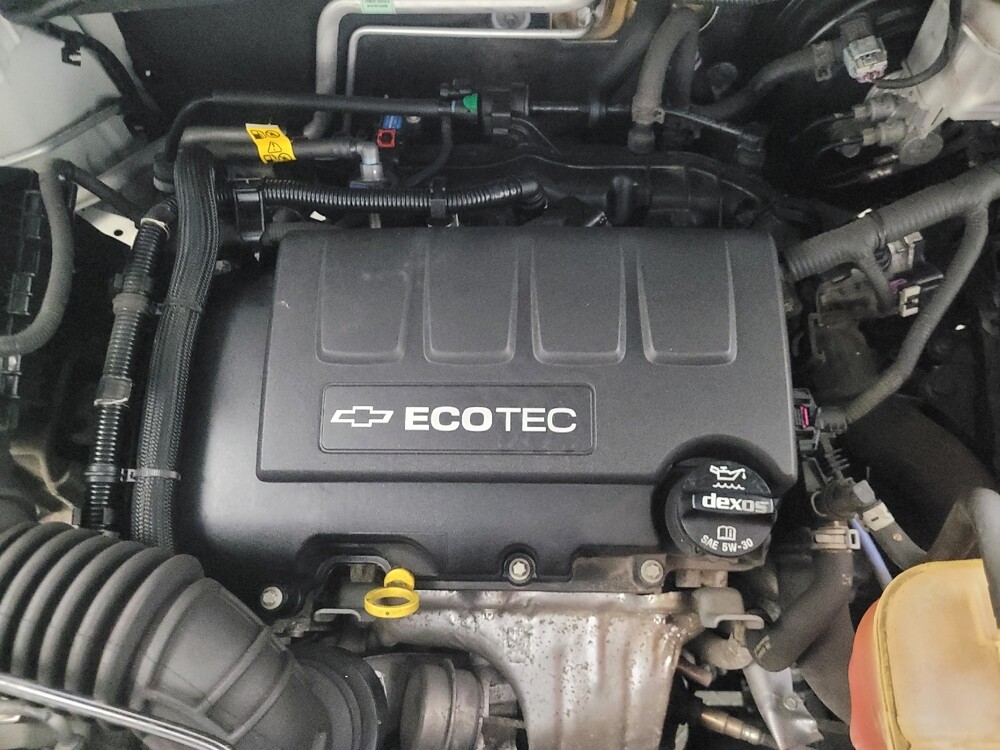 2020 Chevrolet Trax in Ft Wayne, IN 46805 - 18120329 30