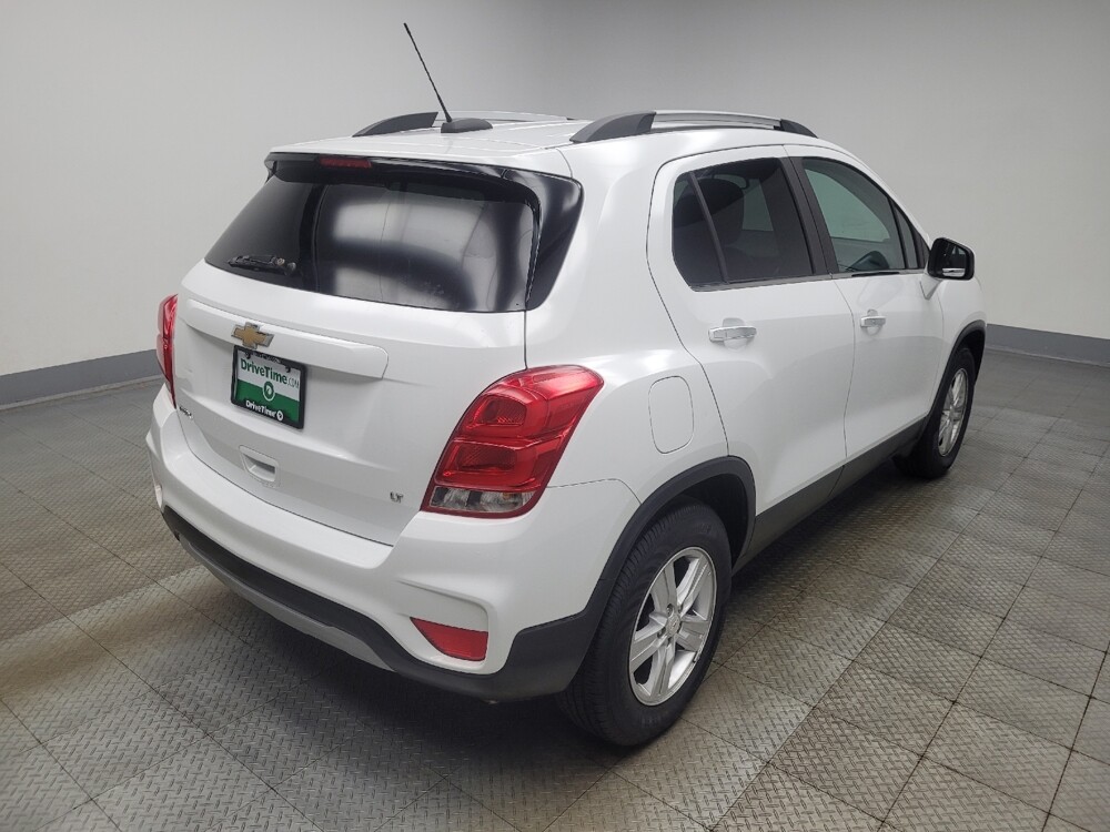 2020 Chevrolet Trax in Ft Wayne, IN 46805 - 18120329 9