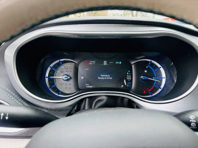 2018 Chrysler Pacifica in Harrisonburg, VA 22801 - 18120331 5
