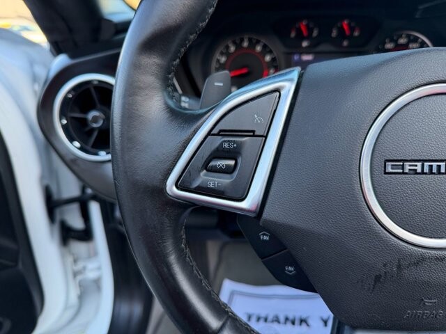 2019 Chevrolet Camaro in Knoxville, TN 37920 - 18120332 15