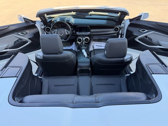 2019 Chevrolet Camaro in Knoxville, TN 37920 - 18120332 8