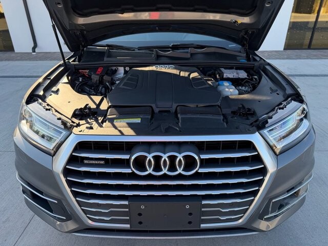 2017 Audi Q7 in Knoxville, TN 37920 - 18120333 32