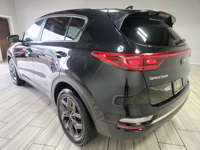 2022 Kia Sportage in Cinnaminson, NJ 08077 - 18120334 3