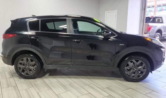 2022 Kia Sportage in Cinnaminson, NJ 08077 - 18120334 6
