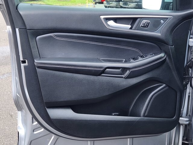 2023 Ford Edge in Cinnaminson, NJ 08077 - 18120337 10