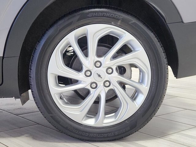 2023 Chevrolet Bolt EUV in Cinnaminson, NJ 08077 - 18120340 10