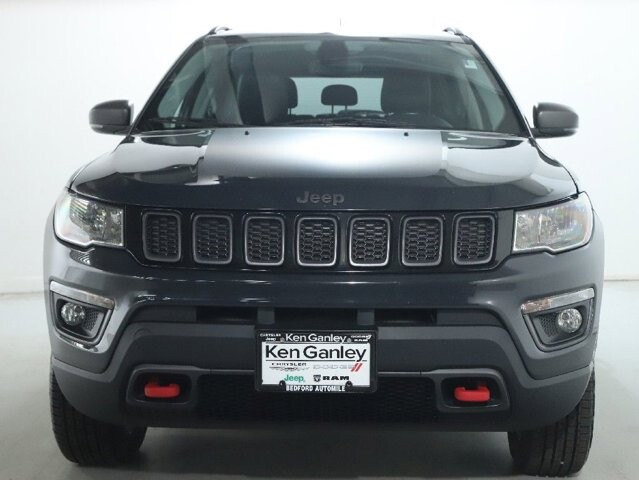 2018 Jeep Compass in Bedford, OH 44146 - 18120343 7