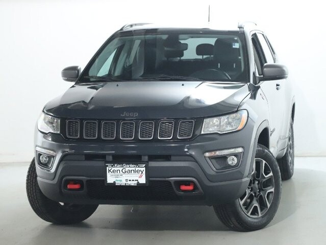 2018 Jeep Compass in Bedford, OH 44146 - 18120343 3