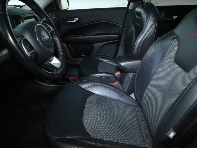 2018 Jeep Compass in Bedford, OH 44146 - 18120343 18