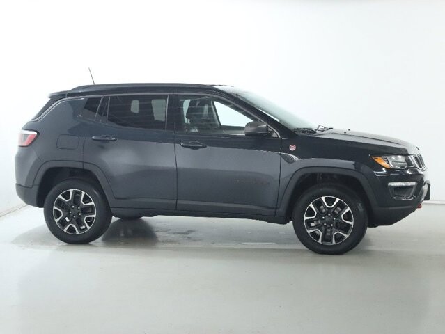 2018 Jeep Compass in Bedford, OH 44146 - 18120343 11