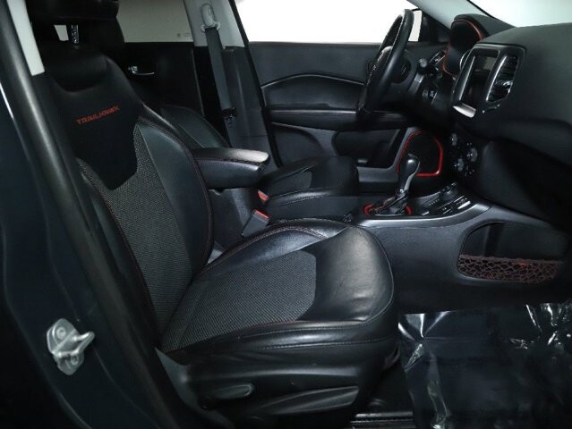 2018 Jeep Compass in Bedford, OH 44146 - 18120343 33