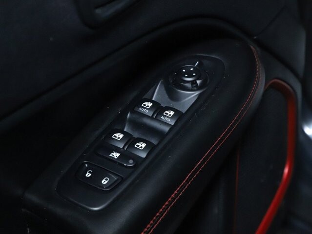 2018 Jeep Compass in Bedford, OH 44146 - 18120343 16