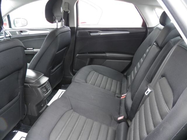 2014 Ford Fusion in Barton, MD 21521 - 18120344 4