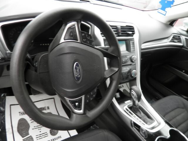 2014 Ford Fusion in Barton, MD 21521 - 18120344 3