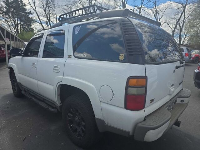 2004 Chevrolet Tahoe in Knoxville, TN 37912 - 18120350 3