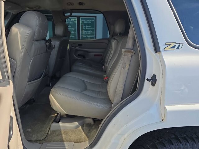 2004 Chevrolet Tahoe in Knoxville, TN 37912 - 18120350 11