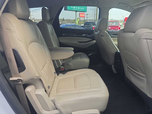 2018 Buick Enclave in Knoxville, TN 37912 - 18120351 13