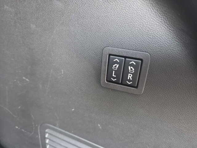 2018 Buick Enclave in Knoxville, TN 37912 - 18120351 19