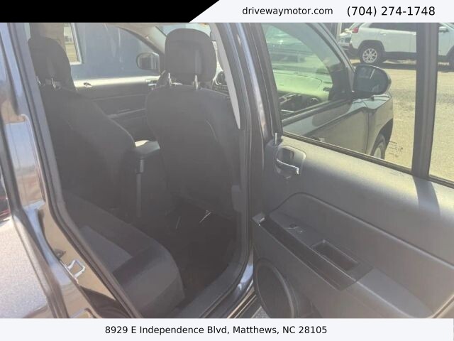 2016 Jeep Compass in Matthews, NC 28105 - 18120356 8