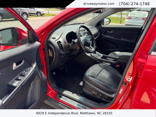 2012 Kia Sportage in Matthews, NC 28105 - 18120358 5
