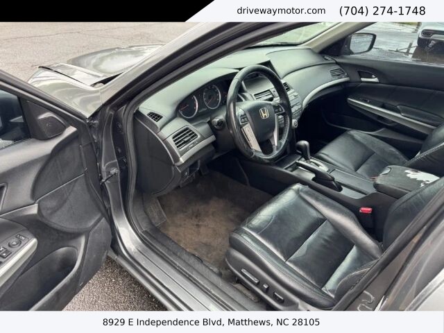 2010 Honda Accord in Matthews, NC 28105 - 18120361 5