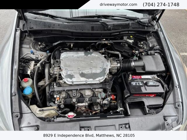 2010 Honda Accord in Matthews, NC 28105 - 18120361 10