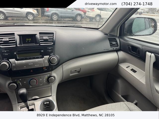 2010 Toyota Highlander in Matthews, NC 28105 - 18120364 13