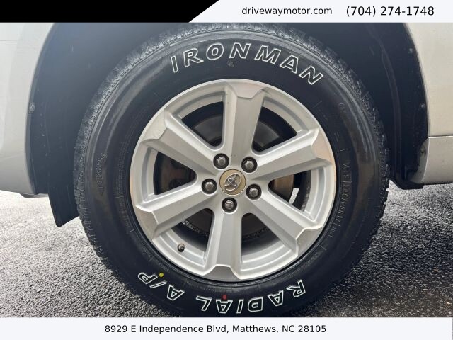 2010 Toyota Highlander in Matthews, NC 28105 - 18120364 11