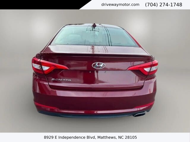 2015 Hyundai Sonata in Matthews, NC 28105 - 18120365 4