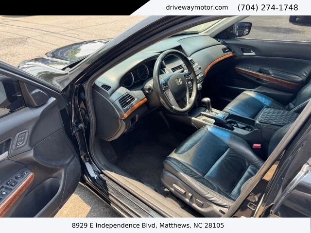 2011 Honda Accord in Matthews, NC 28105 - 18120367 5