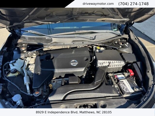 2013 Nissan Altima in Matthews, NC 28105 - 18120369 10