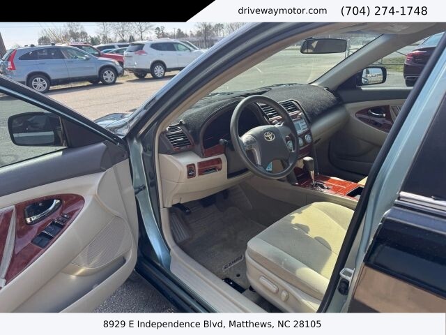 2009 Toyota Camry in Matthews, NC 28105 - 18120373 5