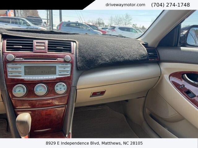 2009 Toyota Camry in Matthews, NC 28105 - 18120373 13