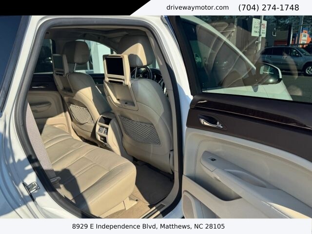 2010 Cadillac SRX in Matthews, NC 28105 - 18120378 8