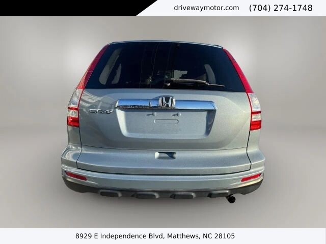 2010 Honda CR-V in Matthews, NC 28105 - 18120380 4