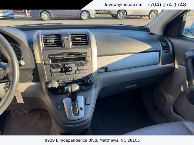 2010 Honda CR-V in Matthews, NC 28105 - 18120380 8