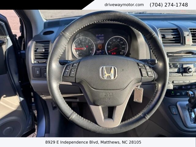 2010 Honda CR-V in Matthews, NC 28105 - 18120380 7
