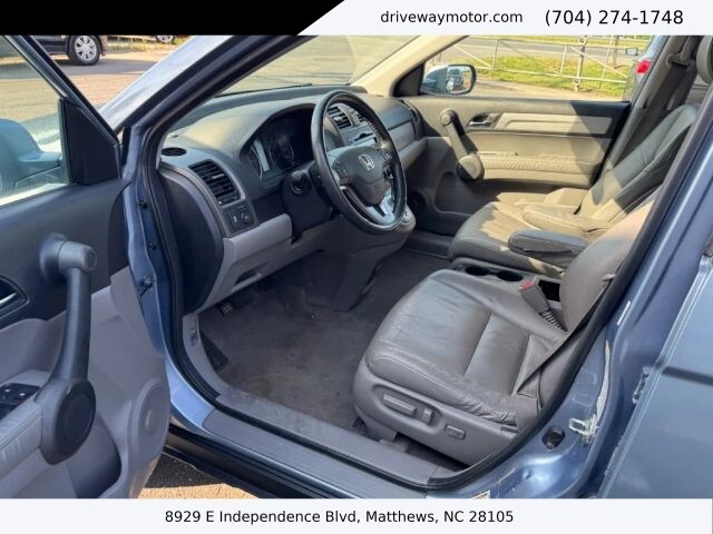 2010 Honda CR-V in Matthews, NC 28105 - 18120380 9