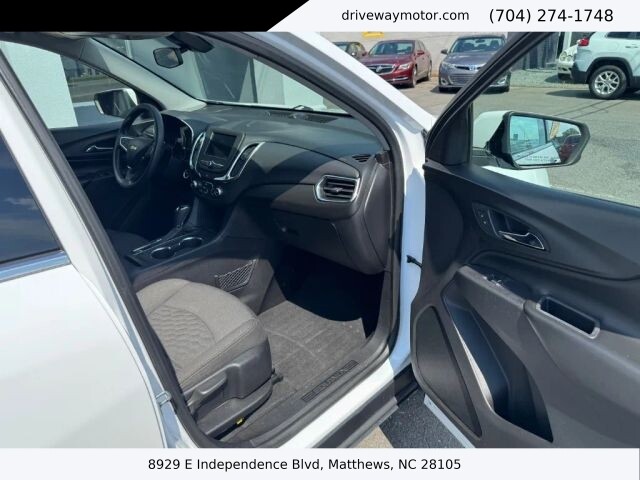 2019 Chevrolet Equinox in Matthews, NC 28105 - 18120382 9