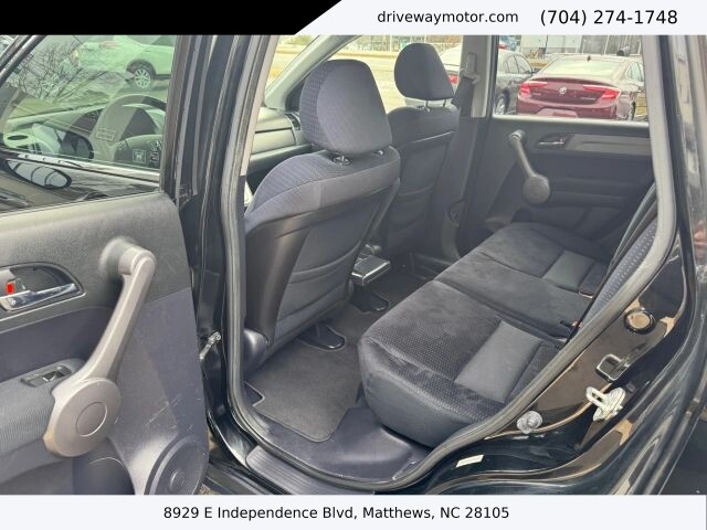 2009 Honda CR-V in Matthews, NC 28105 - 18120383 6