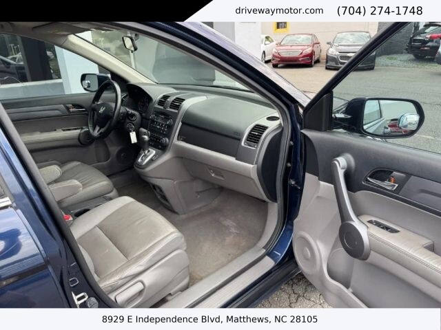 2008 Honda CR-V in Matthews, NC 28105 - 18120384 9
