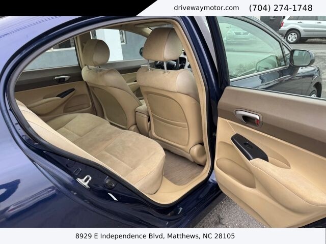 2006 Honda Civic in Matthews, NC 28105 - 18120387 8