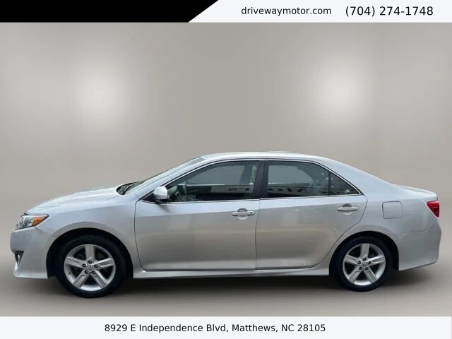 2014 Toyota Camry in Matthews, NC 28105 - 18120388 3